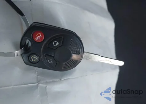 2017 Ford Focus S z USA, uszkodzony, nr VIN 1FADP3E20HL329192